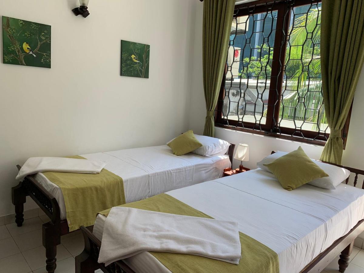 Готель Elegance Oasis, Colombo 3 Екстер'єр фото