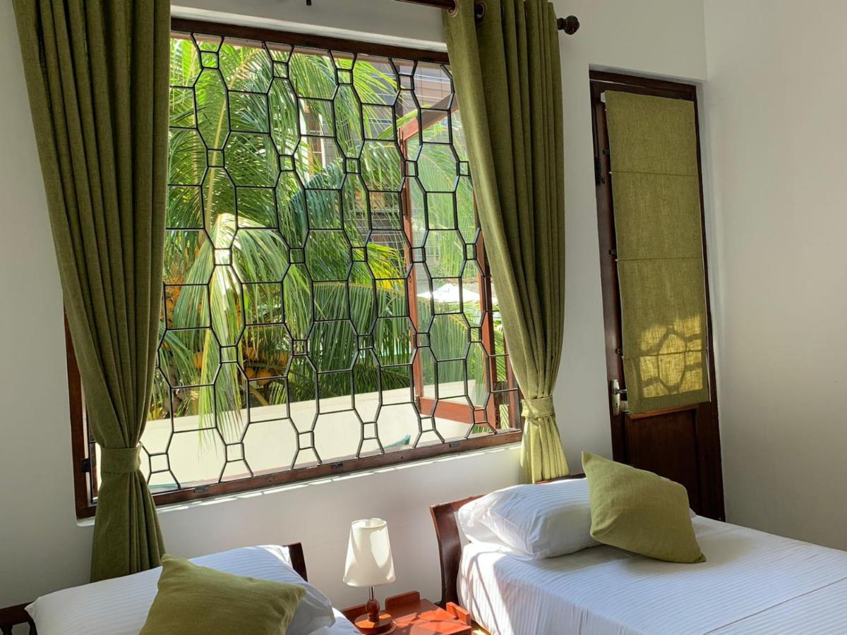 Готель Elegance Oasis, Colombo 3 Екстер'єр фото
