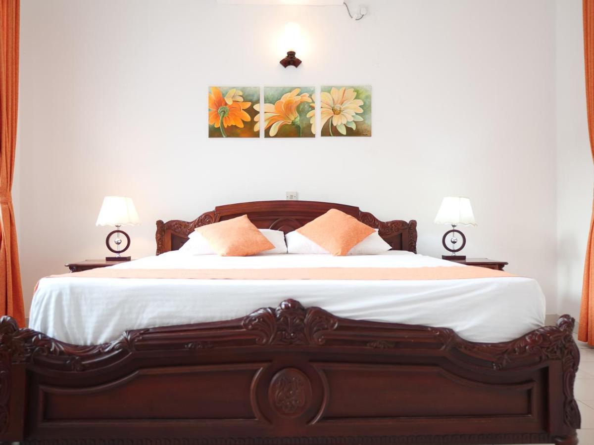 Готель Elegance Oasis, Colombo 3 Екстер'єр фото